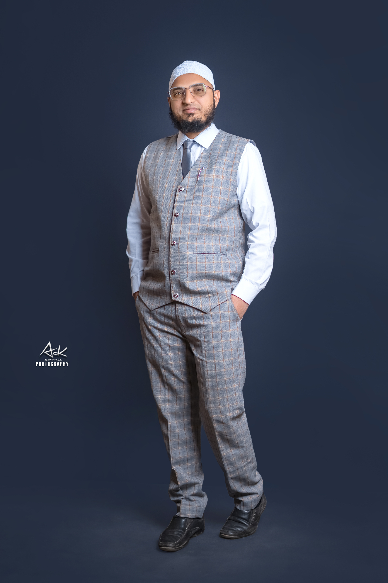 Anees Yakub Shaikh at a workshop